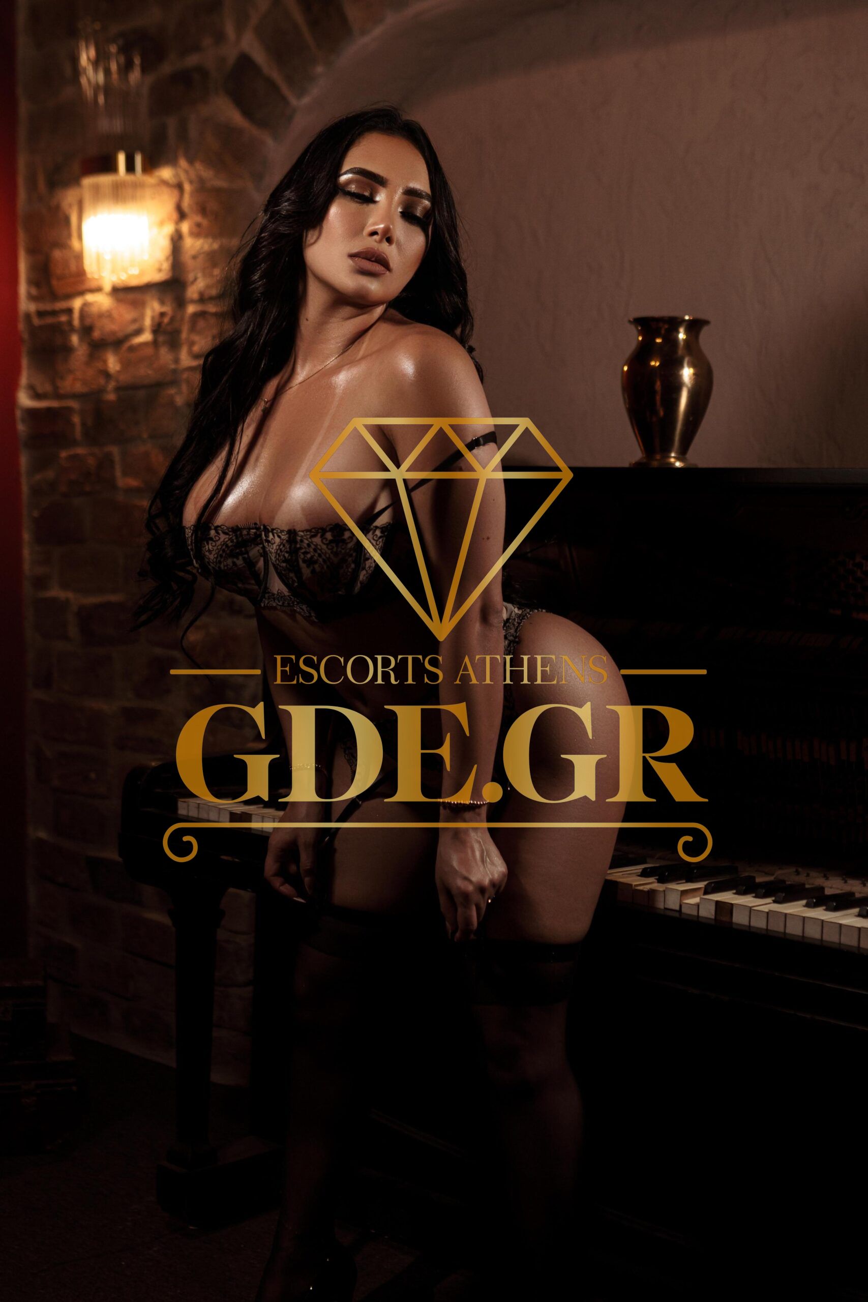 AMANDA-ULTRA-SEXY-LATIN-ESCORT