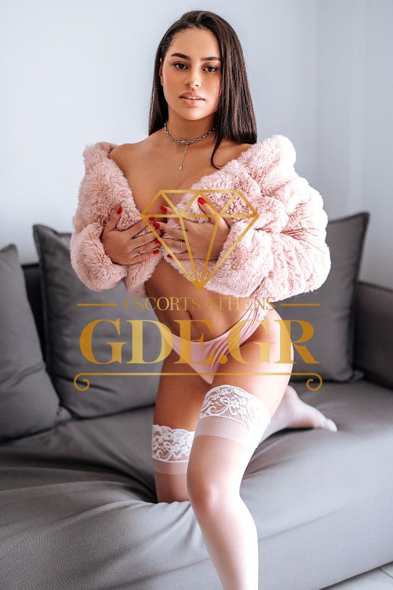 ANGEL-SEXY-BUSTY-LATIN-GDE-MODEL-IN-ATHENS