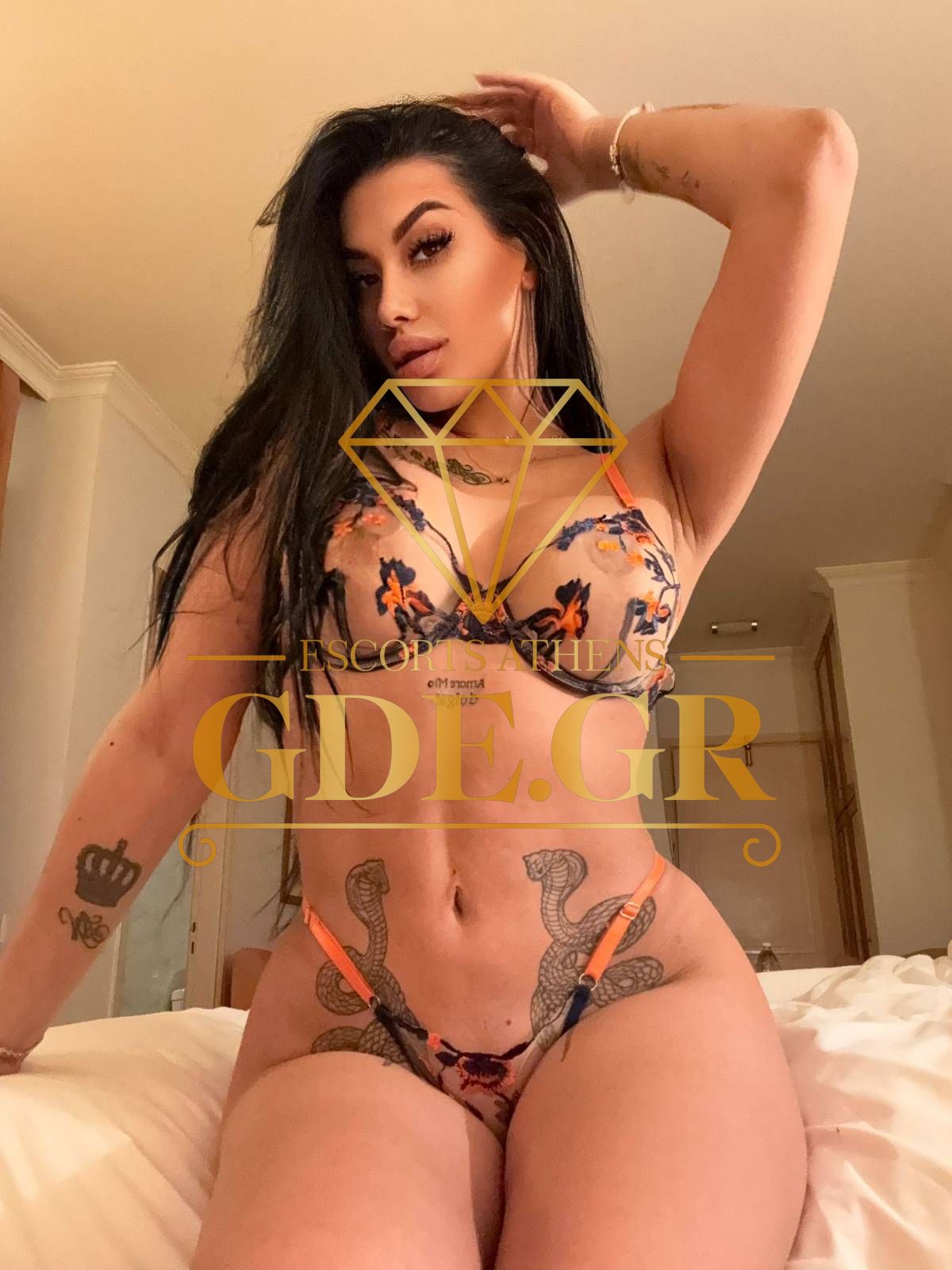 ARYA-STUNNING-BRUNETTE-MOLDOVIAN-GDE-MODEL-IN-ATHENS-6