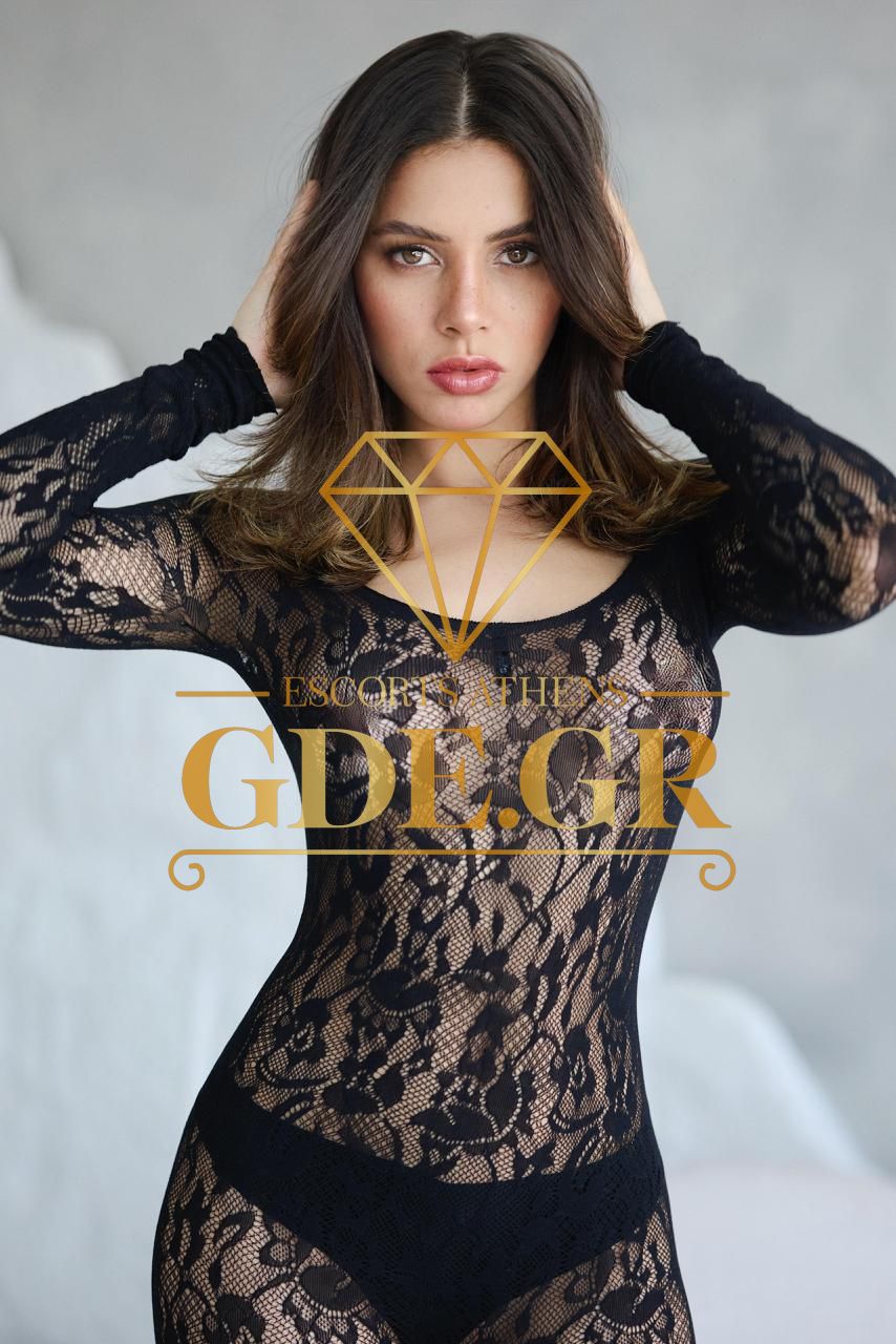 BRUNNETE-HOT-ESCORT-IN-ATHENS-BRUNA