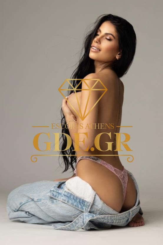 HELENA-EXOTIC-SLIM-LATIN-GDE-MODEL-IN-ATHENS-4