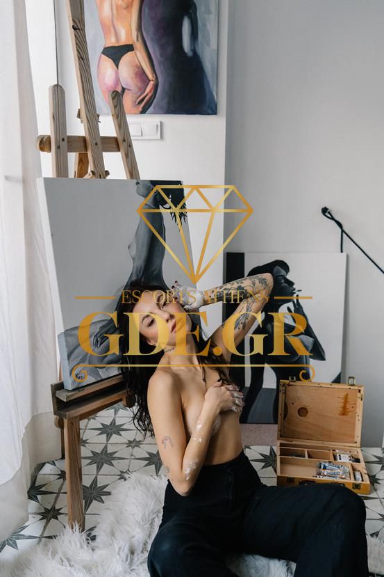 HOT-ESCORT-VISITA-KIRA