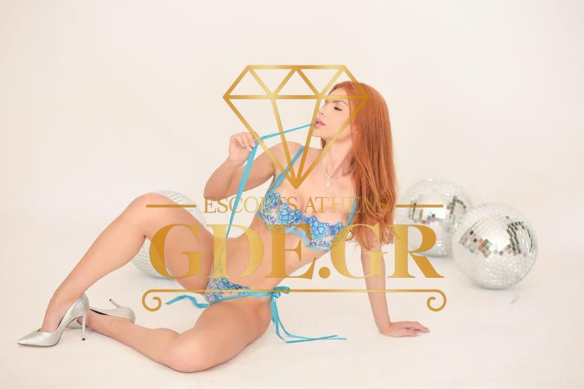 HOT-RED-HEAD-ESCORT-PAOLA