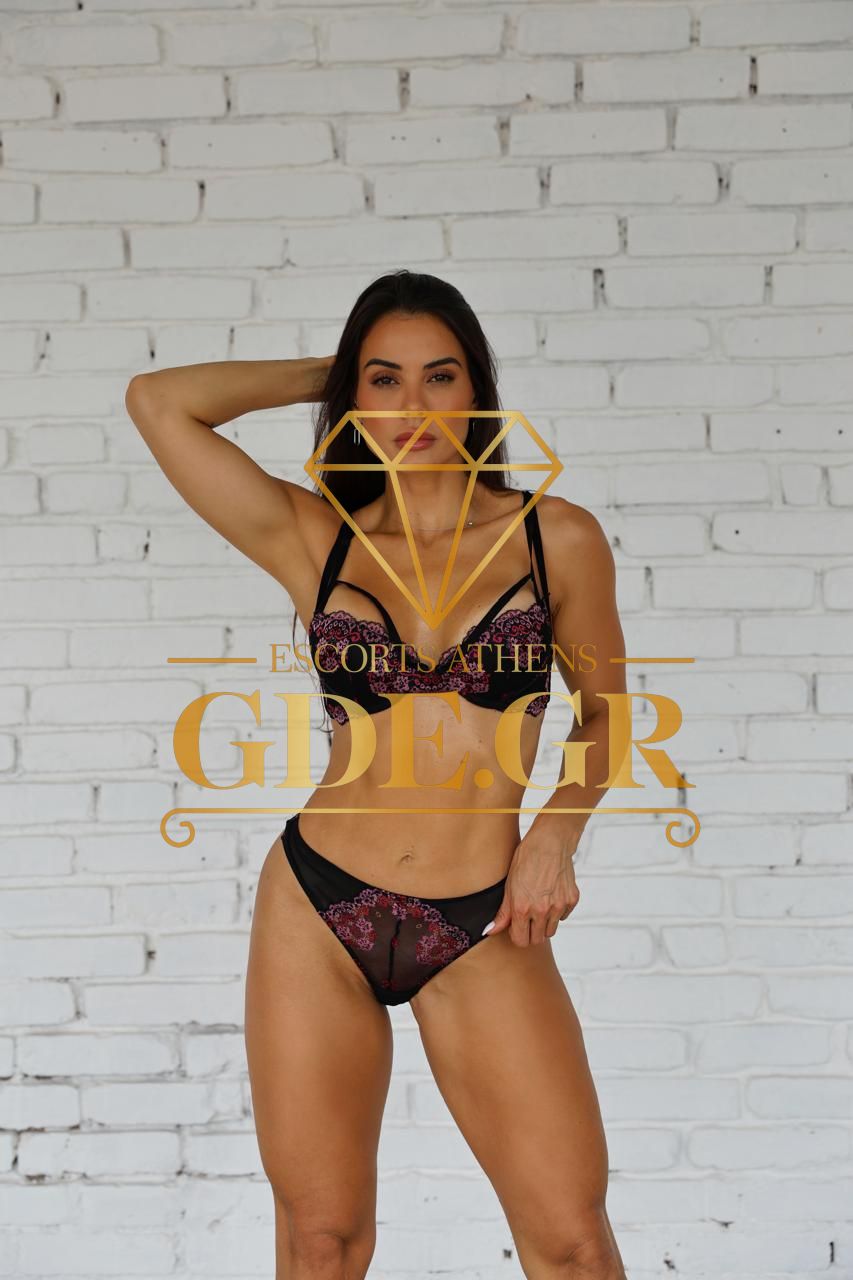 HOT-SEXY-LATIN-VISITA-IN-ATHENS-ESCORT-MARI
