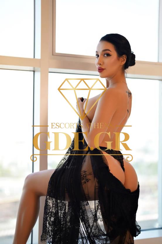 HOT-UKRANIAN-ESCORT-IN-ATHENS-SCARLET