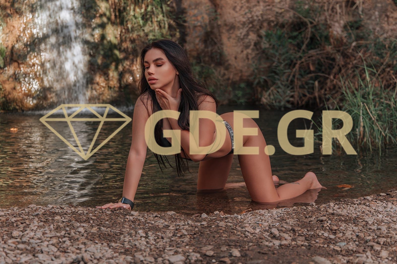 LIA-STUNNING-BRUNETTE-UKRAINIAN-GDE-MODEL-IN-ATHENS