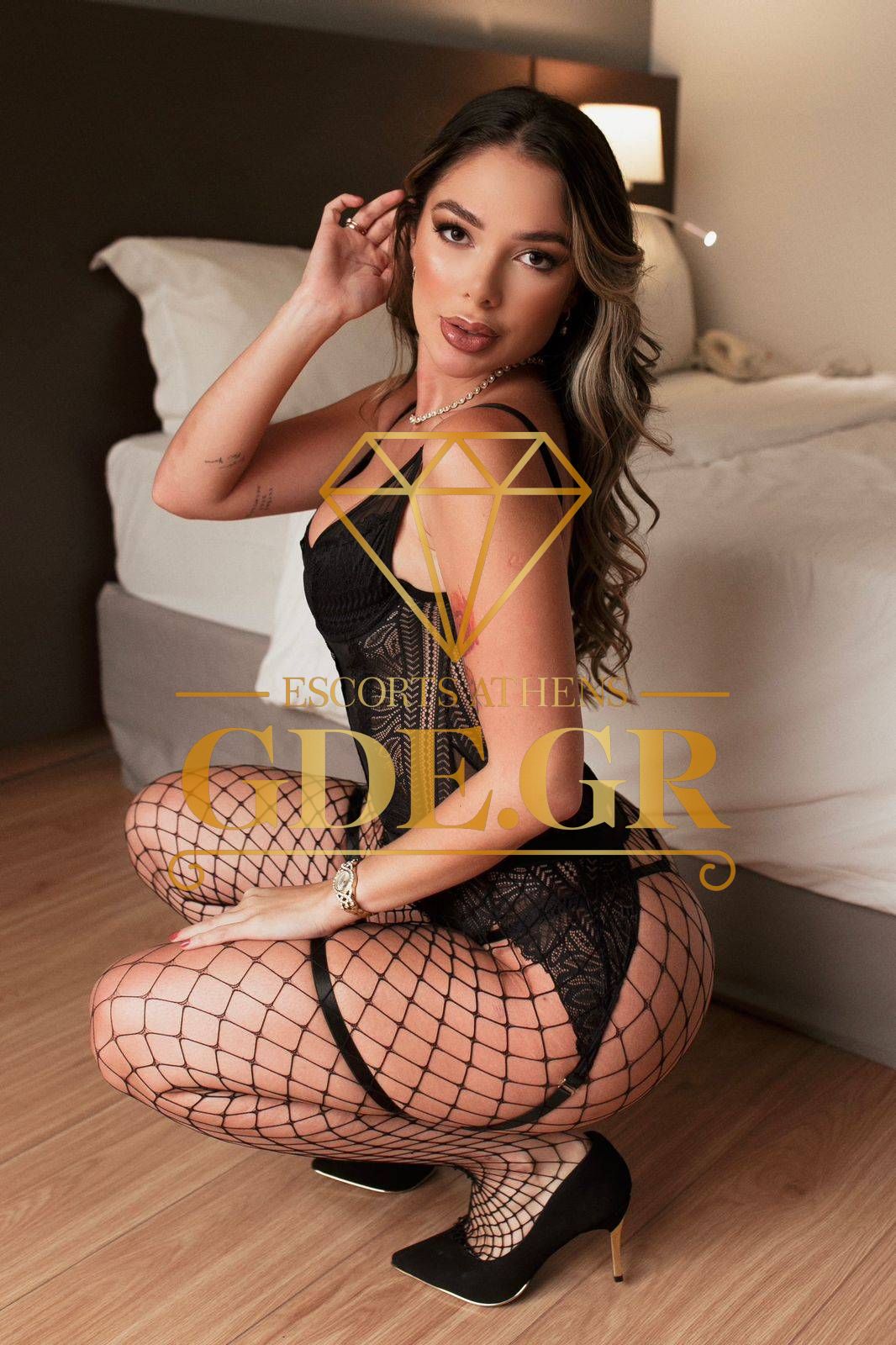 MELISSA-SENSUAL-LATIN-GDE-MODEL-IN-ATHENS
