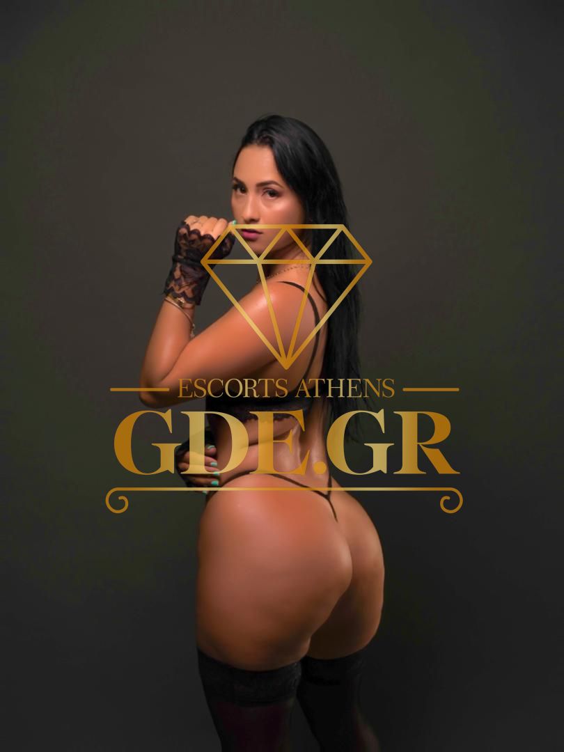 NATALIE-CURVY-VENEZUELAN-GDE-MODEL-IN-ATHENS