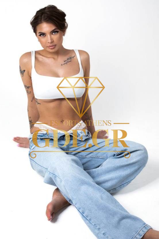 SENSUAL-BUSTY-SKINNY-EROTIC-ESCORT-IN-ATHENS-SELENA