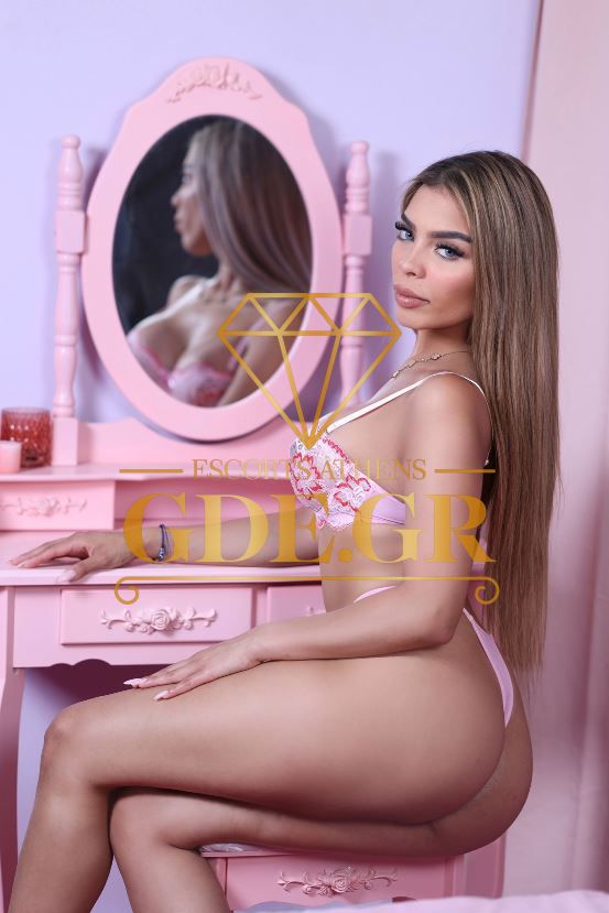 SENSUAL-EROTIC-BUSTY-SEXY-ESCORT-IN-ATHENS-ALLANA
