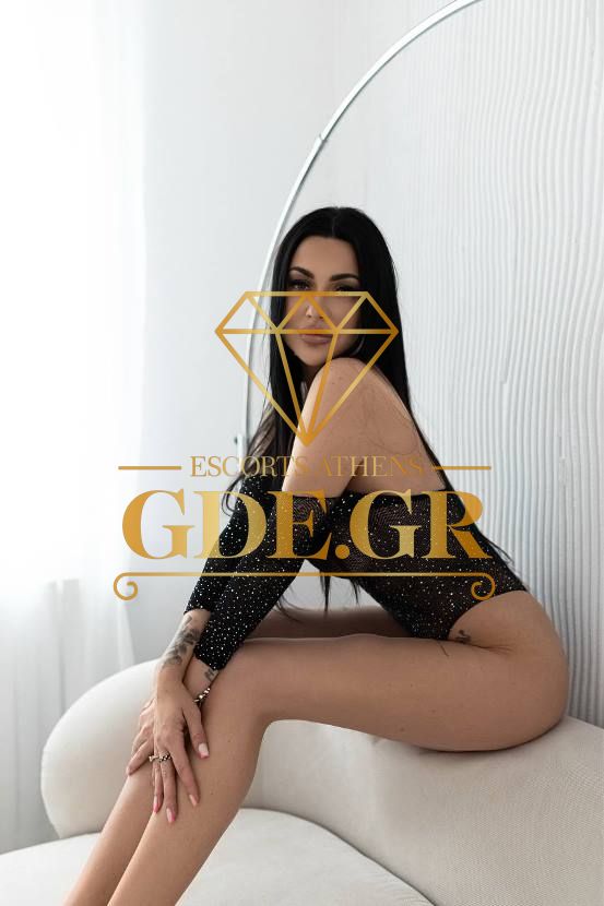 SEXY-HOT-UKRAINIAN-ESCORT-IN-ATHENS-JENIFFER
