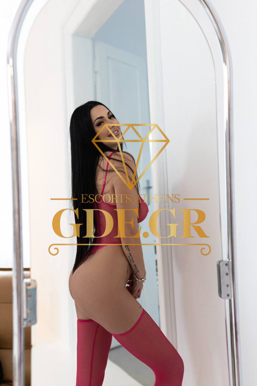 SEXY-HOT-UKRAINIAN-ESCORT-IN-ATHENS-JENIFFER