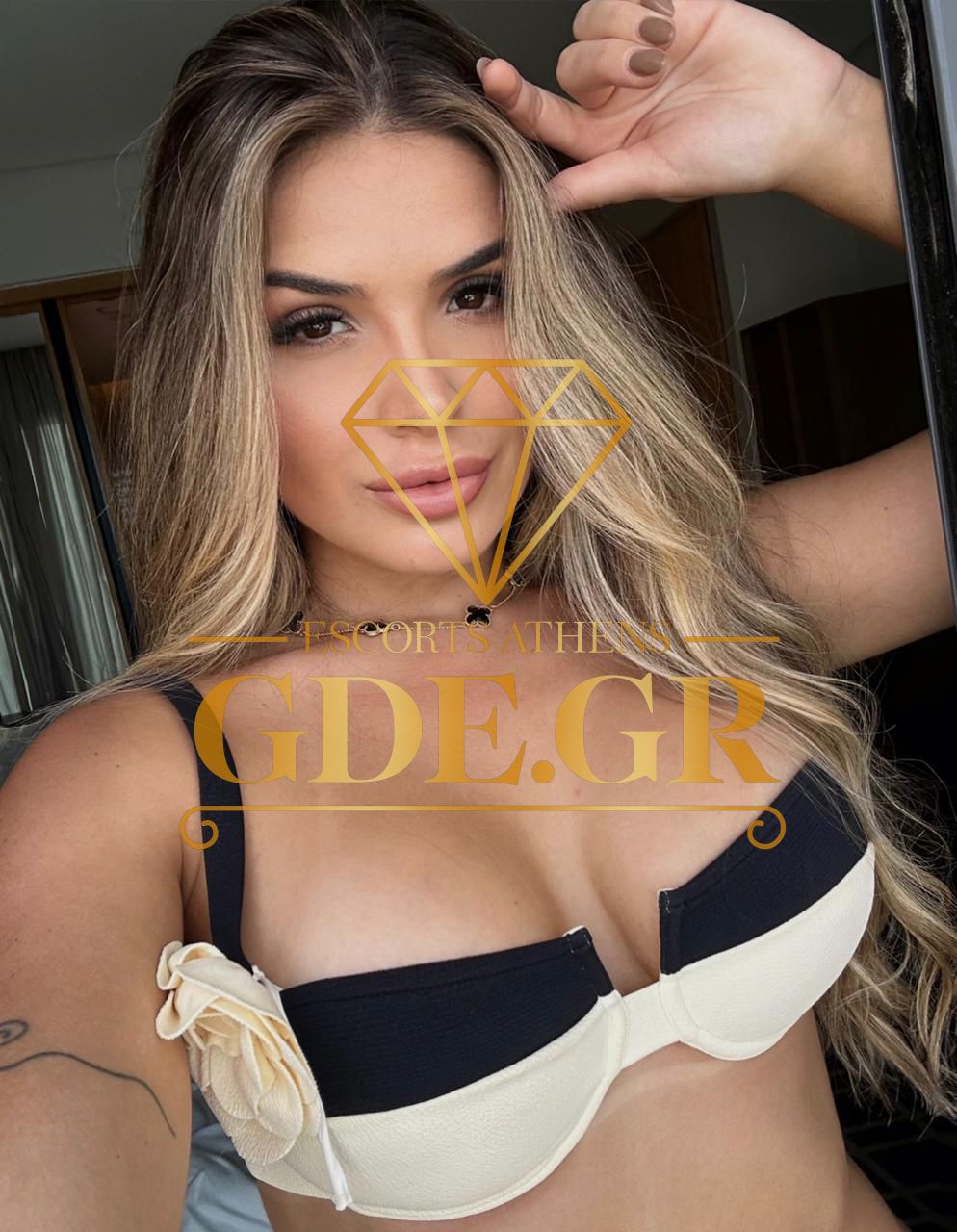 SIERA-SENSUAL-CURVY-BLONDE-LATIN-GDE-CALL-GIRL